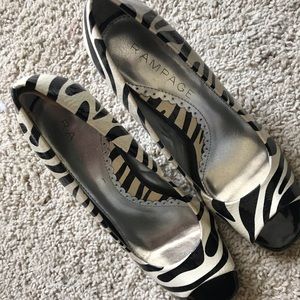 Zebra patent heels